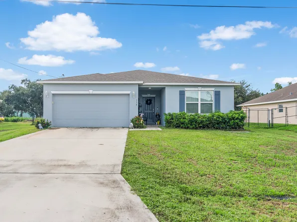 574 SW Lacroix Avenue, Port St Lucie, FL 34953