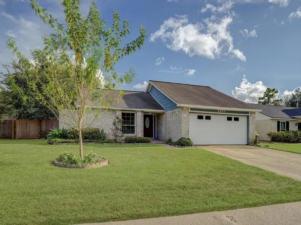 2803 Custer Dr, League City, TX 77573