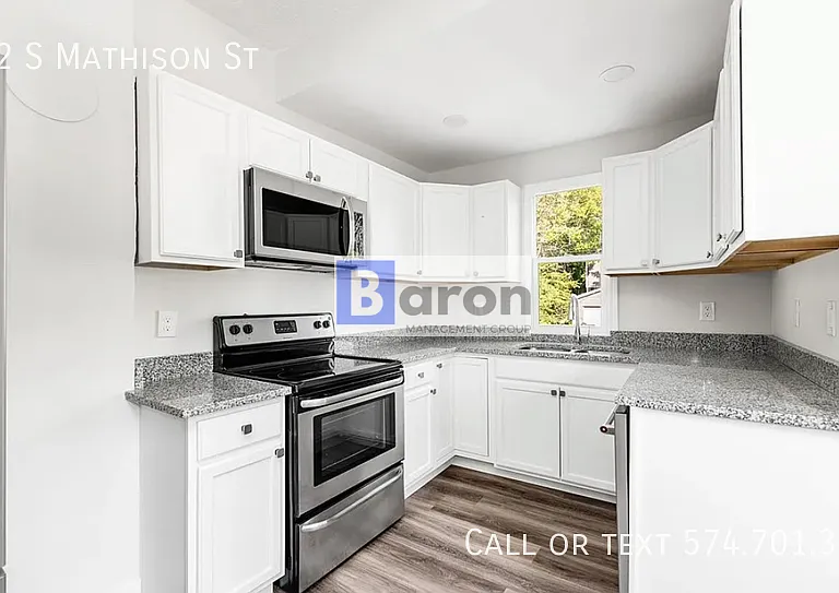 42 S Mathison St — Photo 3