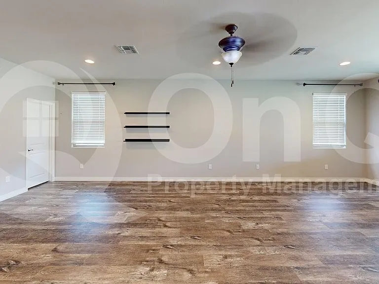 11818 N Silverscape Dr — Photo 18