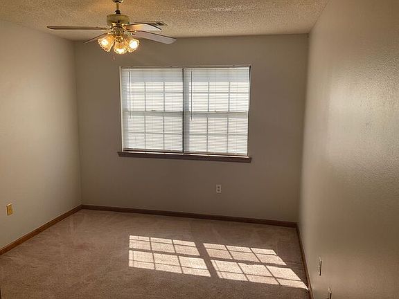 5th image of 2085 Keathley Dr #D1