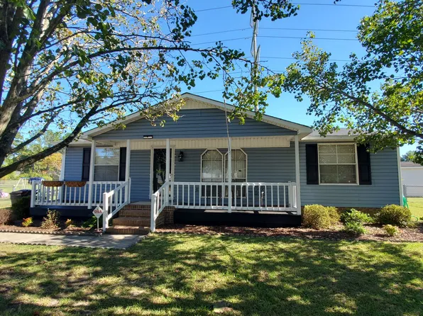 4043 Nashville Dr, Fayetteville, NC 28306
