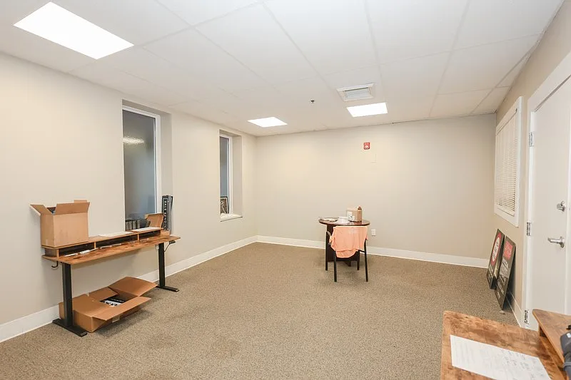 26 Pleasant St #2F