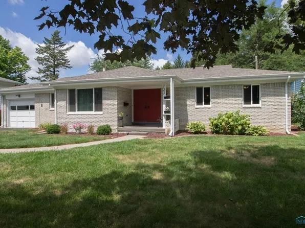 133 Carolin Ct, Perrysburg, OH 43551