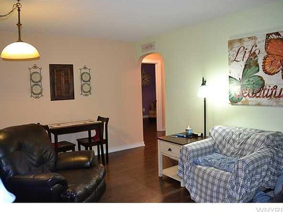 3rd image of 213 Kirkwood Dr