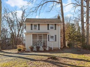 210 Friendship Cir, Winston Salem, NC 27106