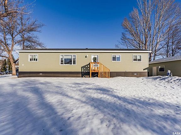 2nd image of 3605 Parkdale ROAD