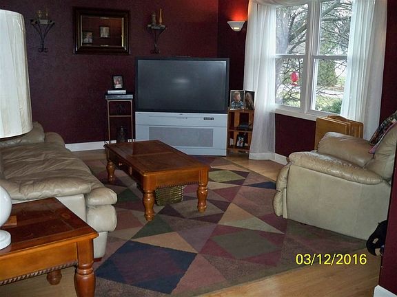 2nd image of 51825 Northfield Dr