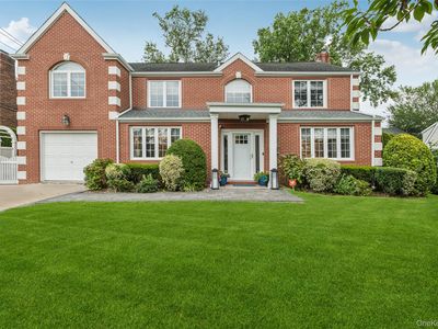 24 Old Estate Road, Manhasset, NY, 11030