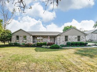 1863 W Pekin Rd, Lebanon, OH 45036