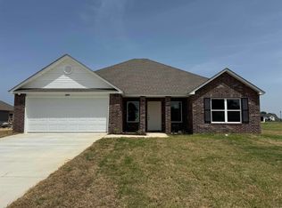 1209 Springvine Dr, Searcy, AR 72143