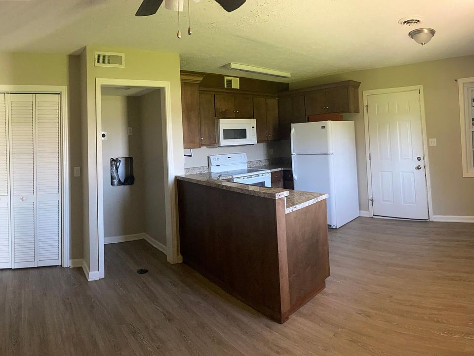 1st image of 514 Hopkinsville St #3