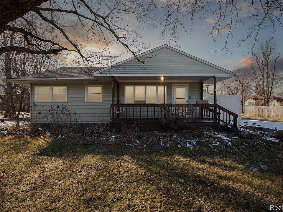 1st image of 501 Cairns St