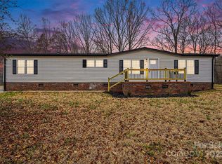 115 Lakeview Ln, China Grove, NC 28023