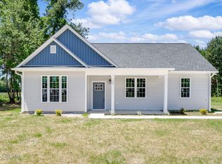 105 Doris Ln, Teachey, NC 28464