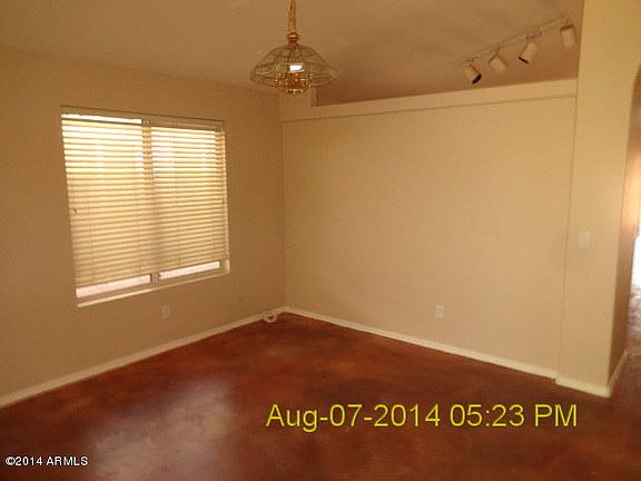 3rd image of 2211 E Wahalla Ln