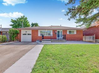 19 Swanhurst Blvd, Mississauga, ON L5N 1B6