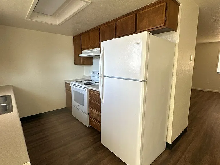 1418 Pleasant Ave #1420 — Photo 4