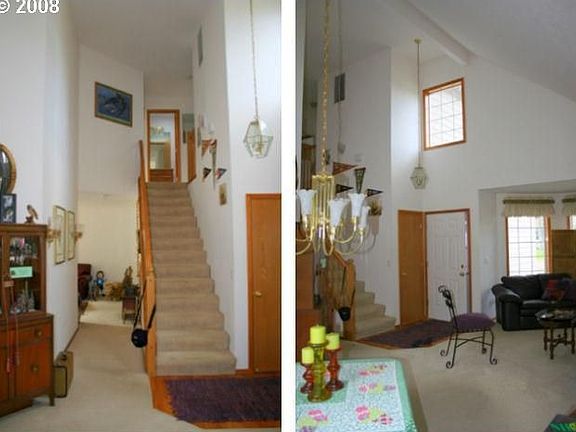 vaulted entry & stairway