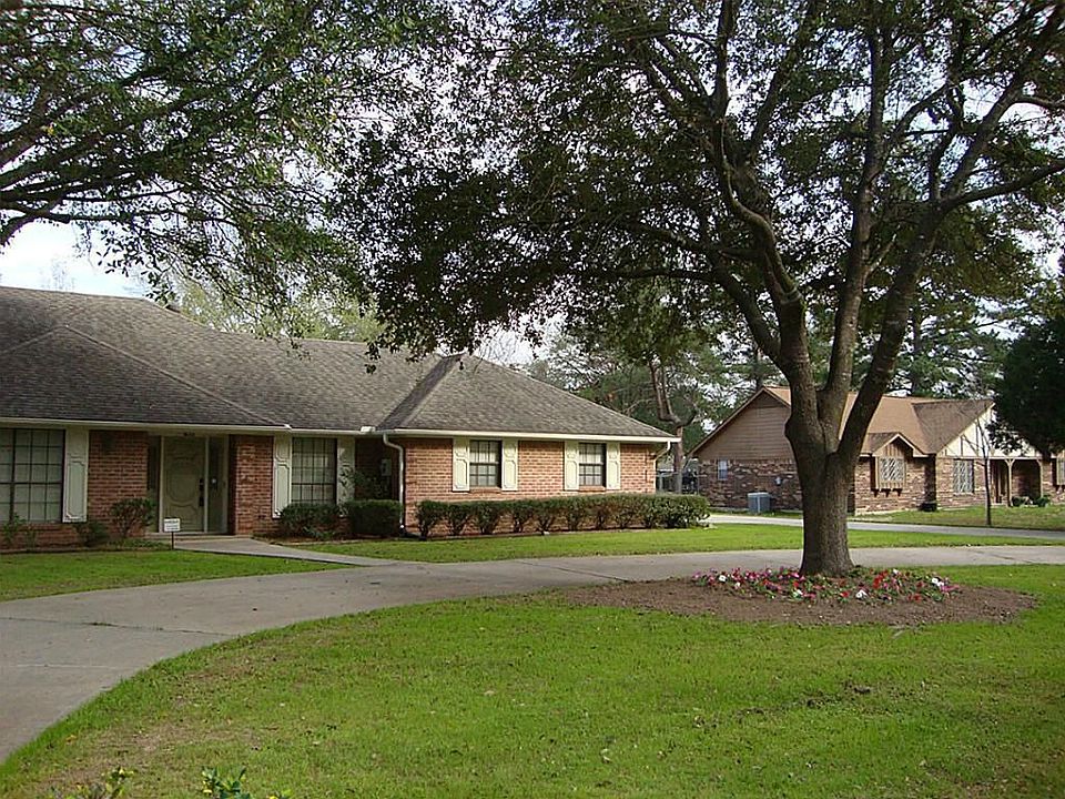 1st image of 713 Baker Dr