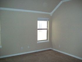5th image of 319 Village Dr