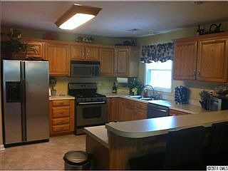 2nd image of 2514 Fairgreen Dr