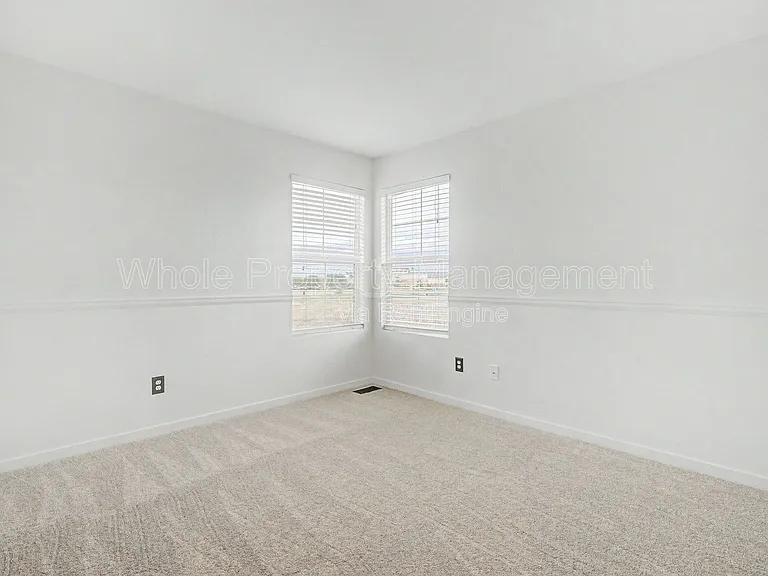 3884 Red Deer Trl — Photo 29