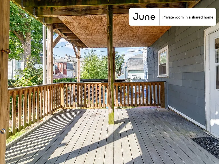 29 Spring Garden St #B — Photo 17