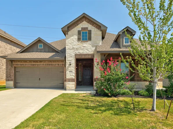 2707 Lazy Pine Ln, Arlington, TX 76001