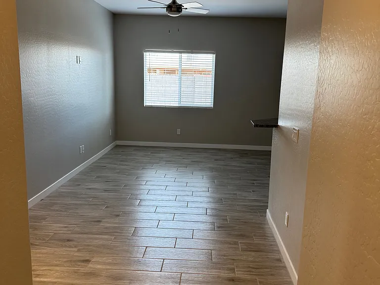 13271 S Lilac Cir #B — Photo 5