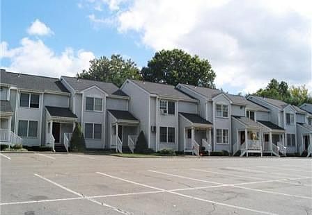 2nd image of 456 Atwater St APT 9