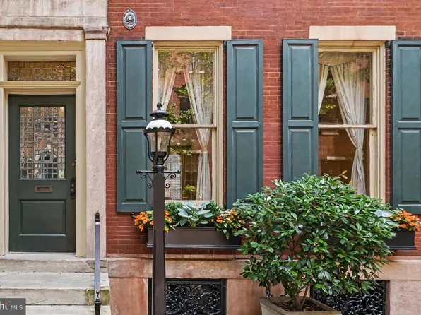 1806 Delancey Pl, Philadelphia, PA 19103