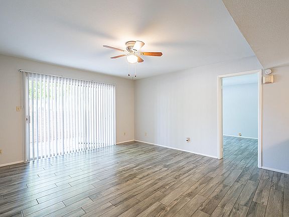 5th image of 540 N May St #1138