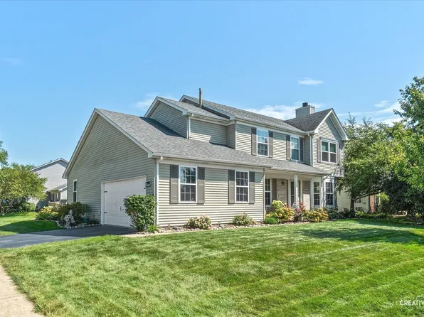 52 Blackberry Trl, Aurora, IL 60506