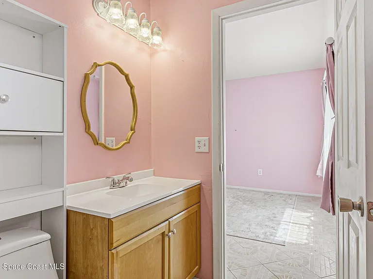 1265 Ethel Cir NE — Photo 17