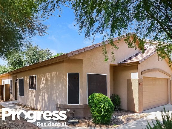 3rd image of 14803 W Lupine Ln