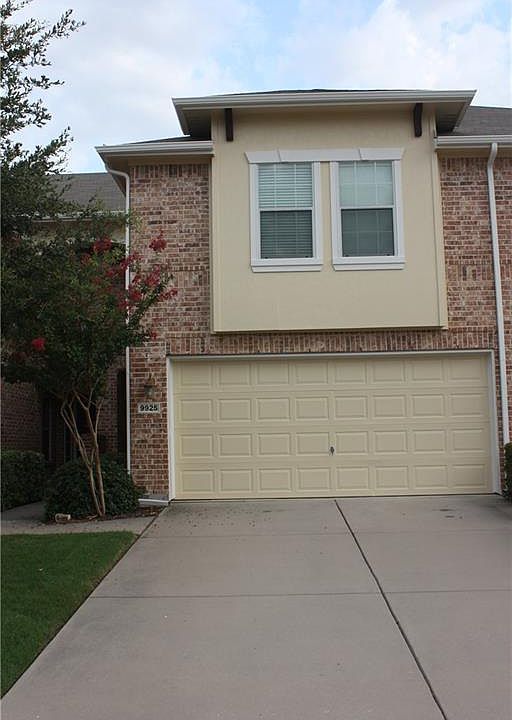 1st image of 9925 Fleetwood Dr