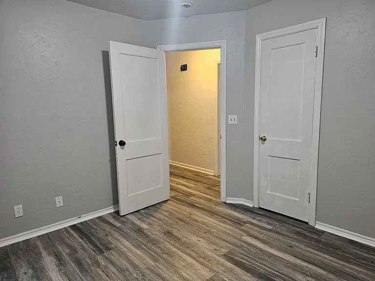 1112 Jet Dr — Photo 7