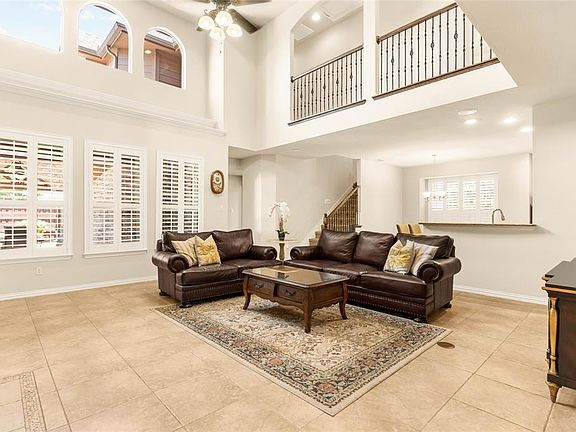4th image of 3380 Corkwood Dr