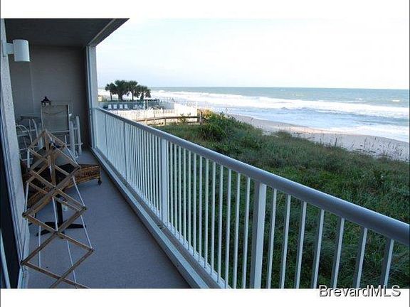Narrative: Available 15 March 2014. Direct oceanfront gorgeo