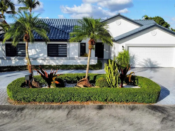 4541 SW 149th Ct, Miami, FL 33185