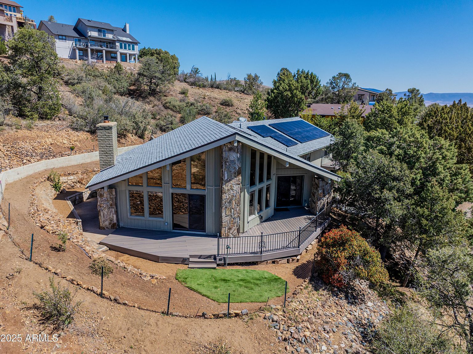 洋書 Mountain Houses 48846 Luxury Homes For Sale - 78 Homes | Zillow