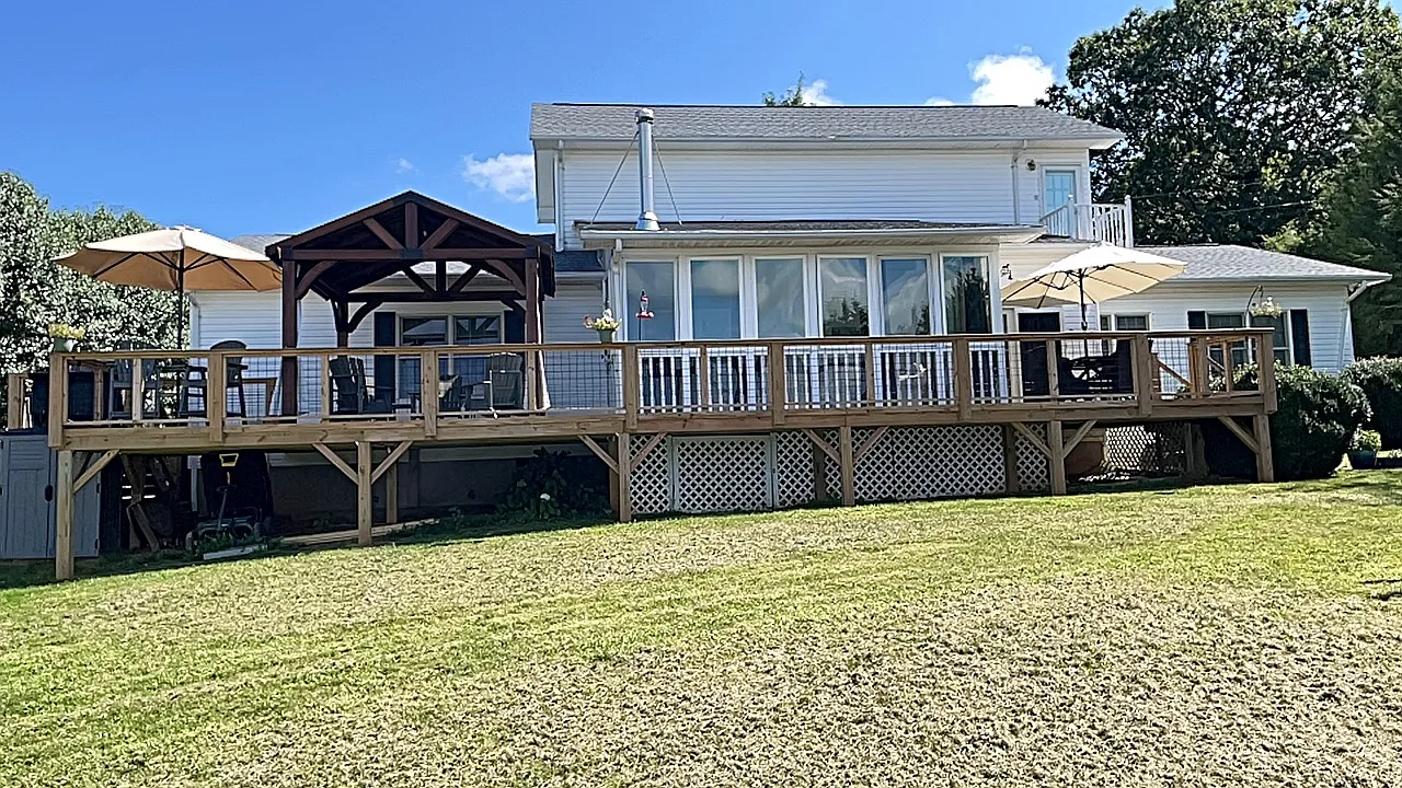 260 Severts Ln — Photo 3