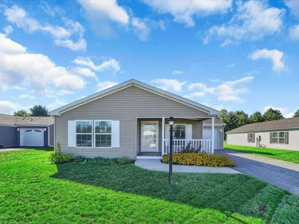 3 Boca Court, Poughkeepsie, NY 12603