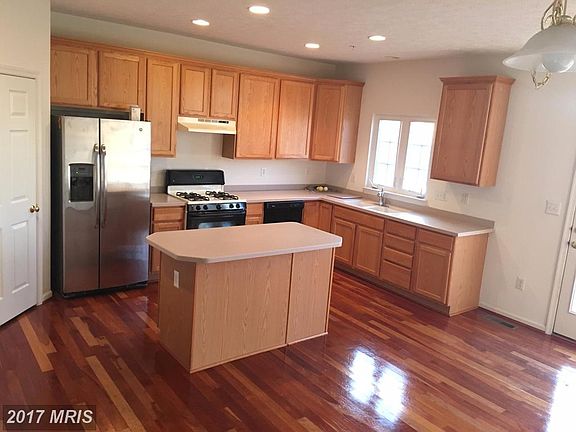 4th image of 7247 Fair Oak Dr