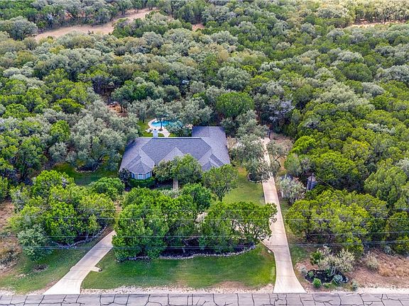 2nd image of 25867 Lewis Ranch Rd