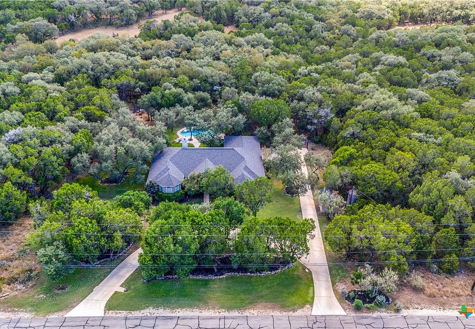 1st image of 25867 Lewis Ranch Rd