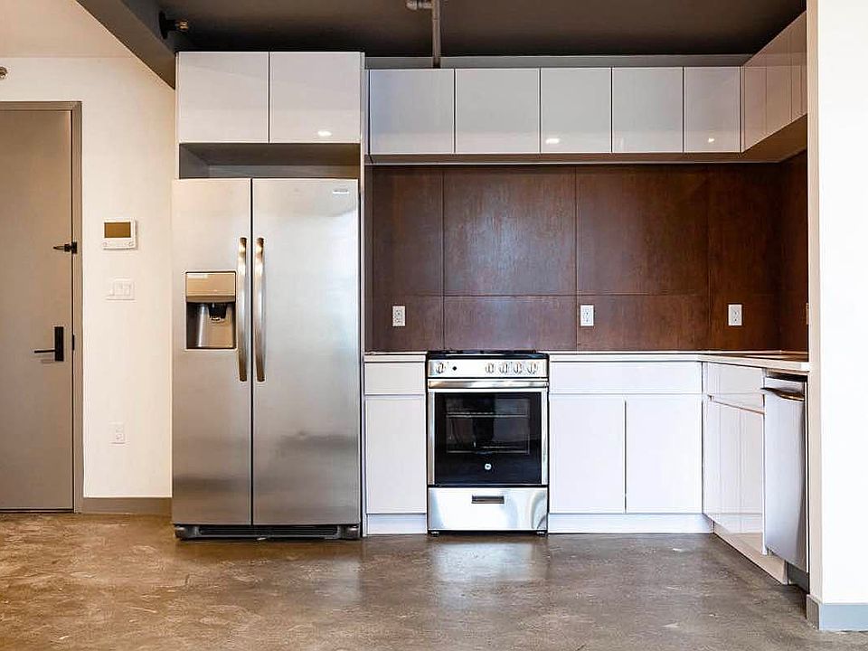 1st image of 410 Tompkins Ave #3D