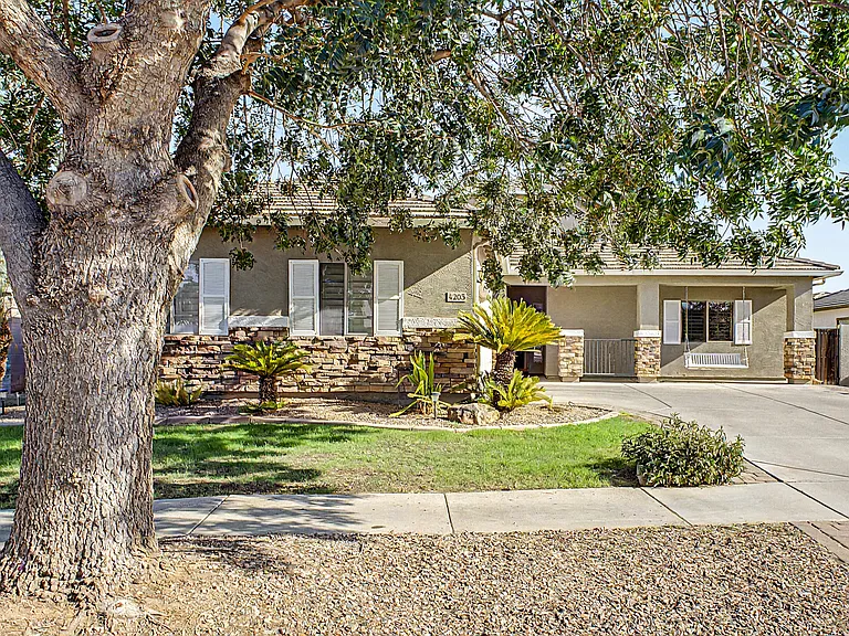 4203 E Los Altos Rd — Photo 3