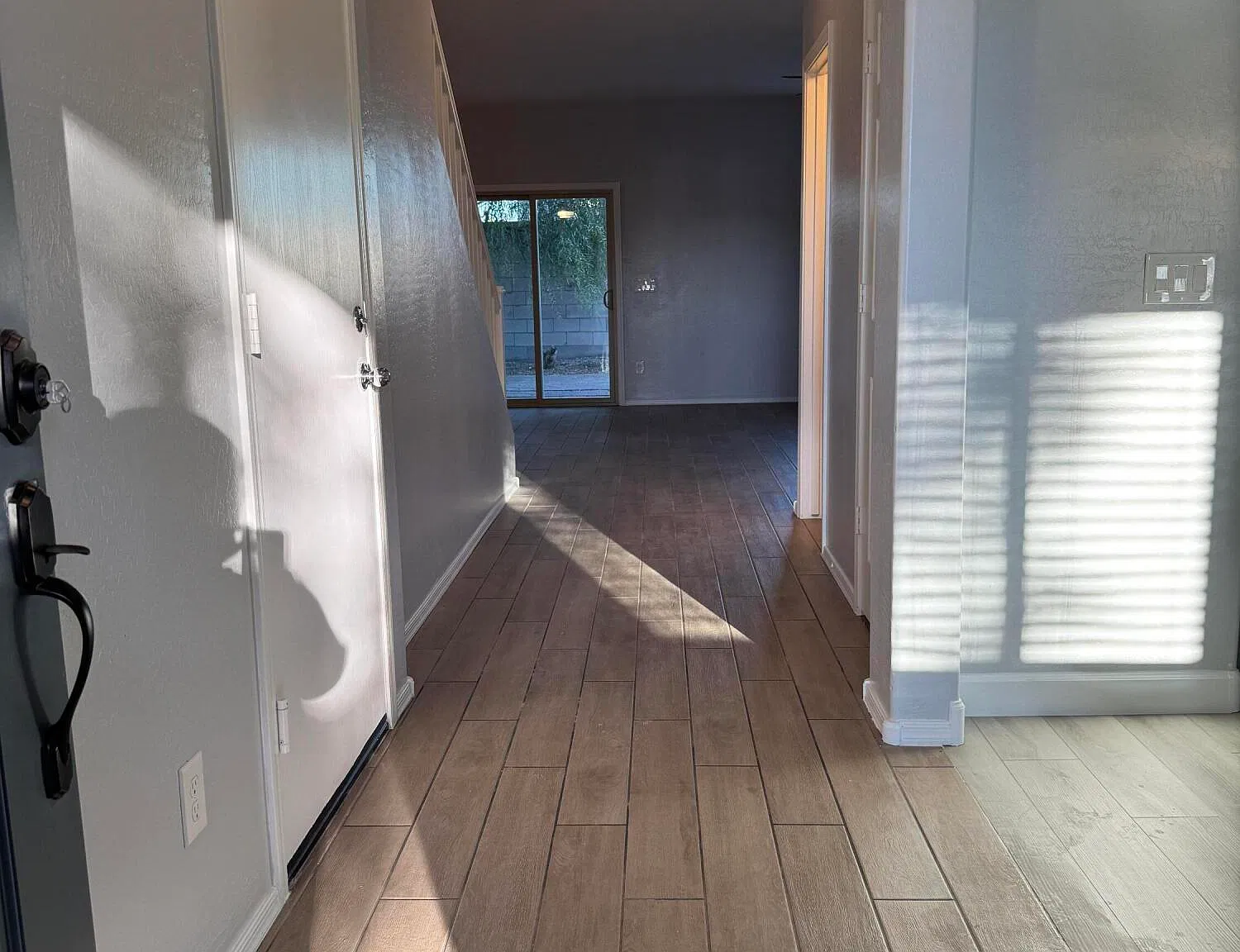 4 bed, 3.0 bath, 2624 sqft, $2,699 — Photo 2